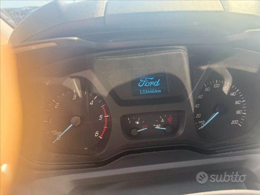 Ford Tourneo Custom 2017 photo 5