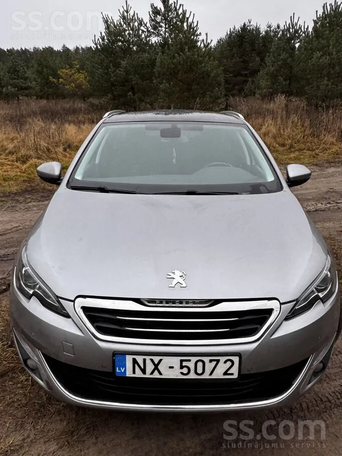 Peugeot 308 2015 photo 3