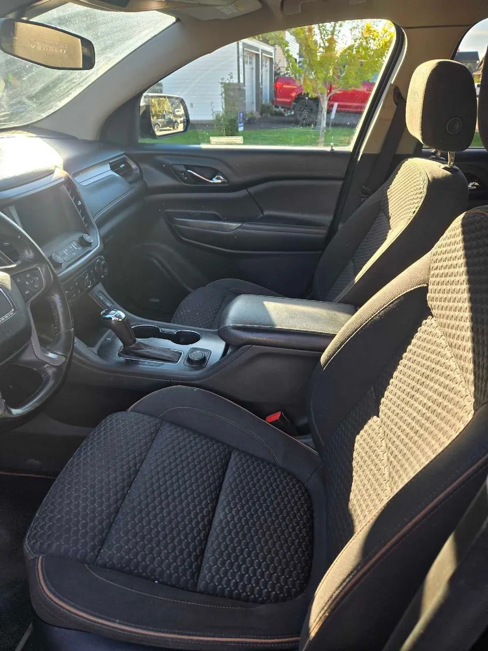 GMC Acadia 2017 photo 5