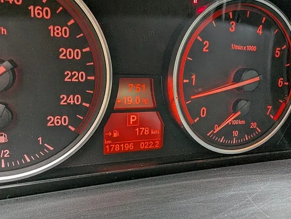 BMW 523I 2008 photo 4