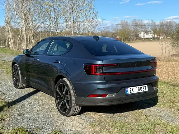 Polestar 2 2021 photo 3