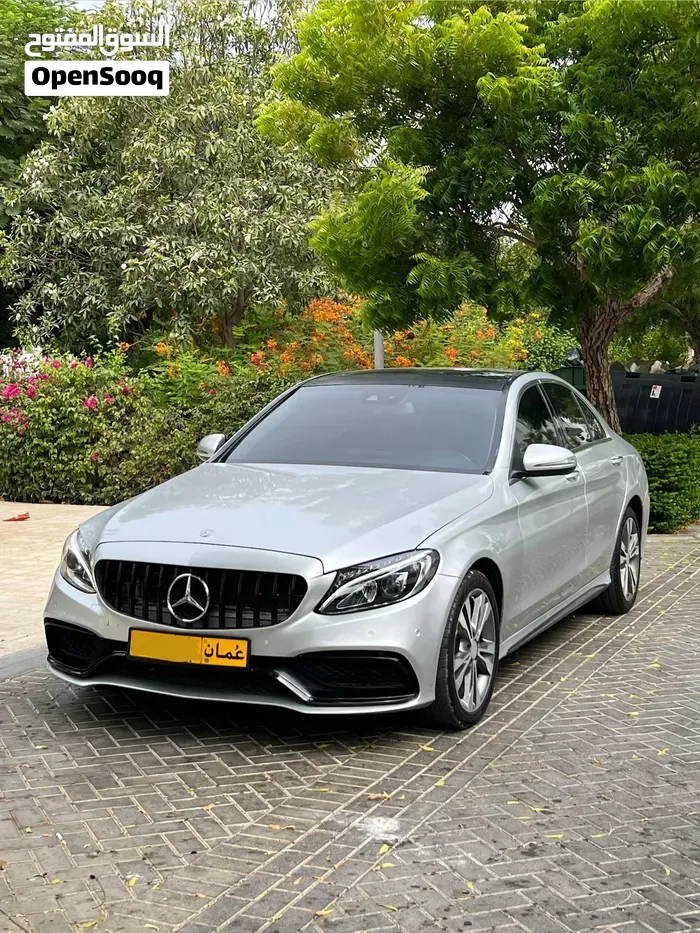 Mercedes-Benz C300
