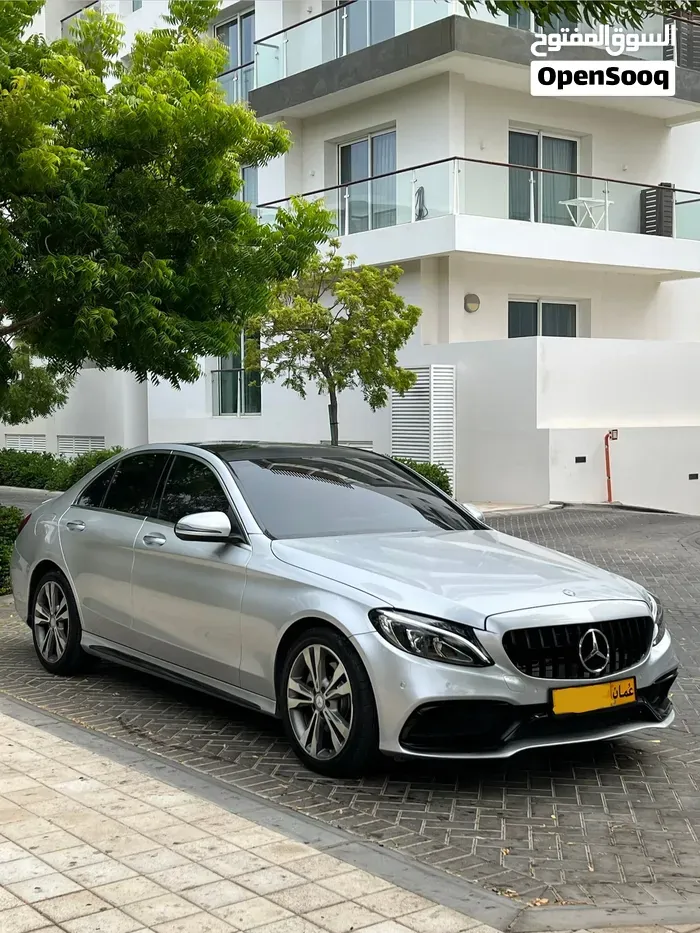 Mercedes-Benz C300 2016 photo 3