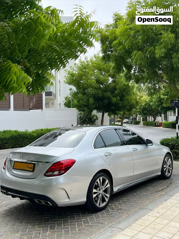 Mercedes-Benz C300 2016 photo 4