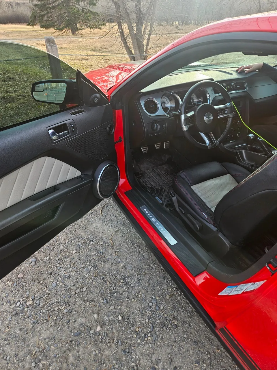 Ford Mustang 2012 photo 3