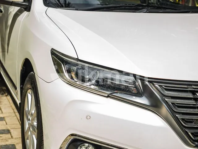 Toyota Premio 2017 photo 4