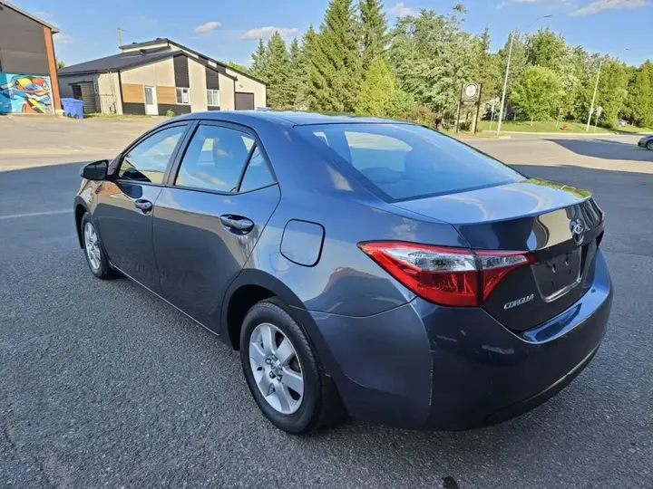 Toyota Corolla 2015 photo 3