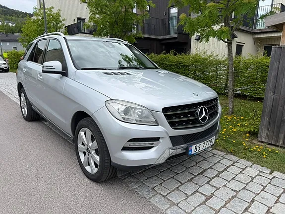 Mercedes-Benz Ml350 2012 photo 2