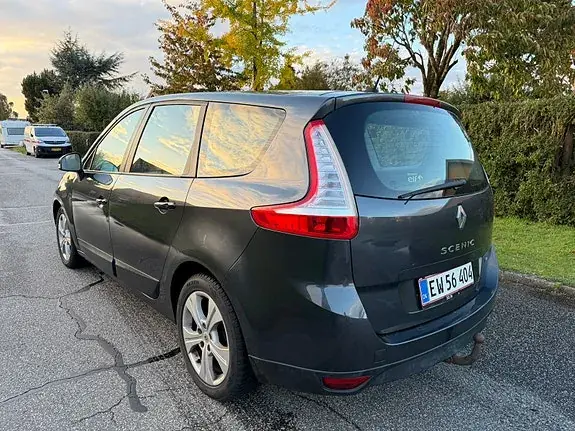 Renault Grand Scenic Iii 2010 photo 2