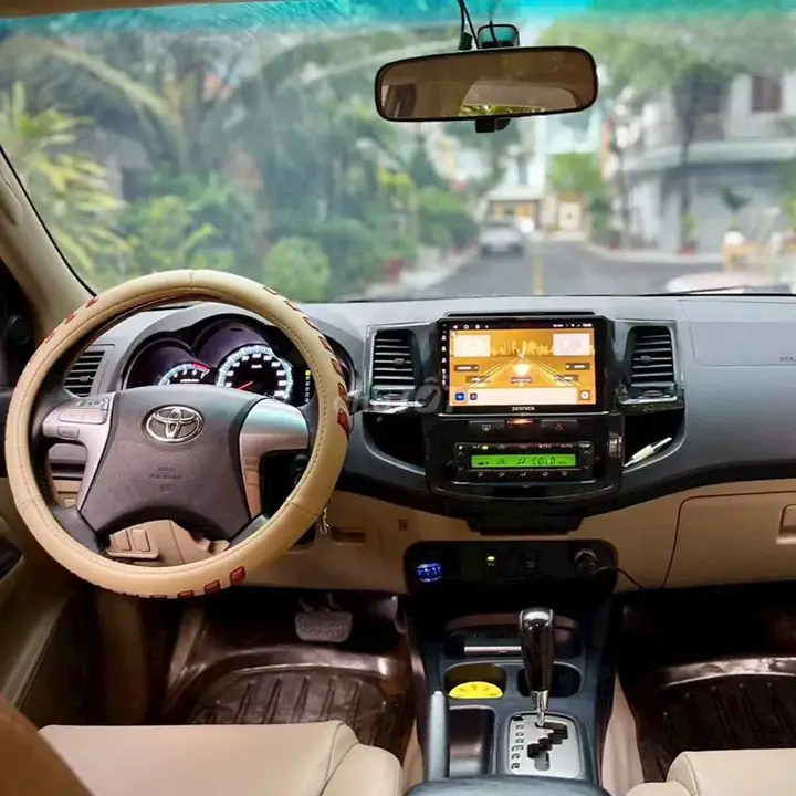 Toyota Fortuner 2015 photo 5
