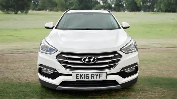 Hyundai Santa Fe 2016 photo 2