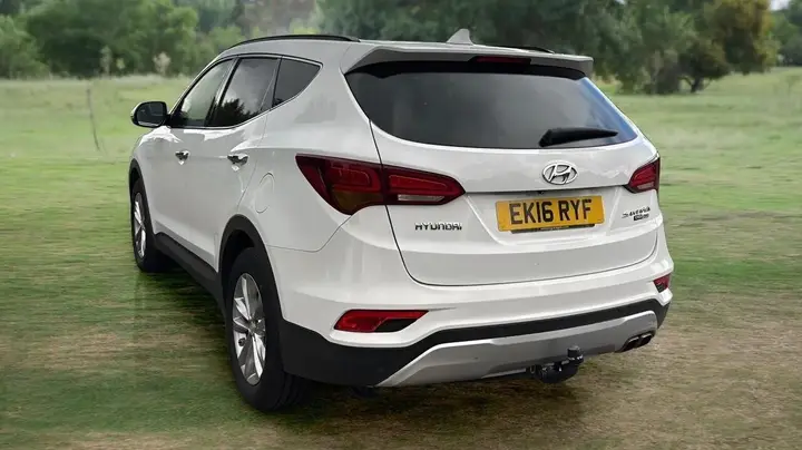 Hyundai Santa Fe 2016 photo 5