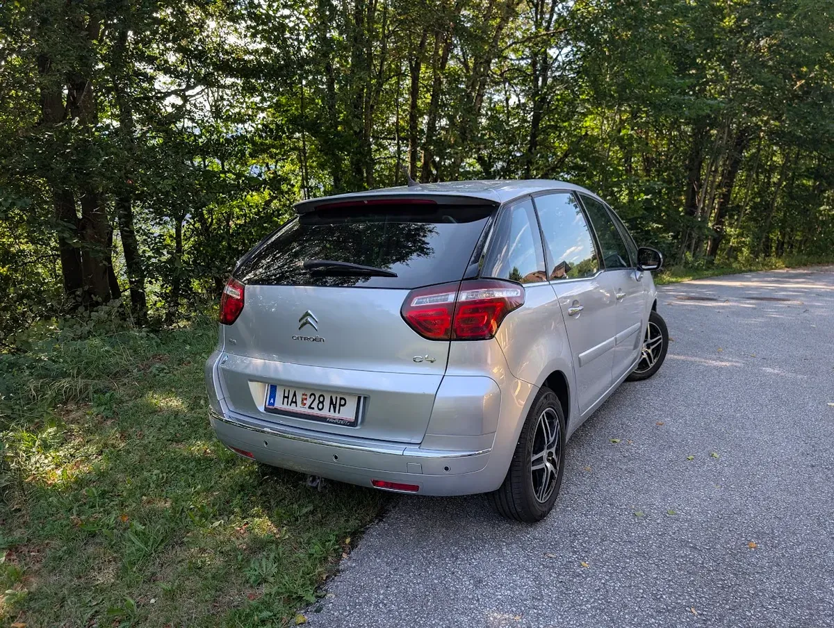 Citroen C4 Picasso 2012 photo 3