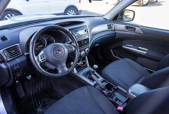 Subaru Forester 2012 photo 5