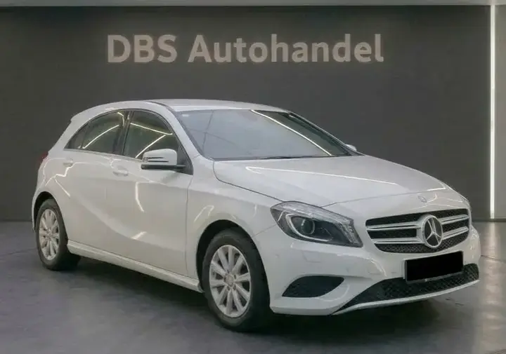 Mercedes-Benz A-Class 2015 photo 2