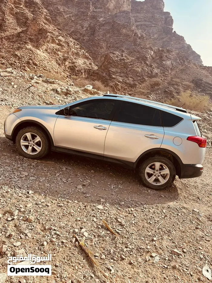 Toyota Rav 4 2015 photo 2