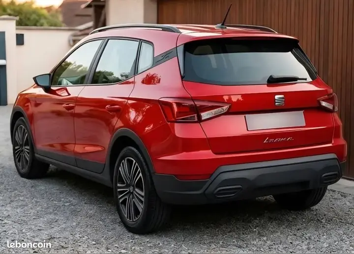 Seat Arona