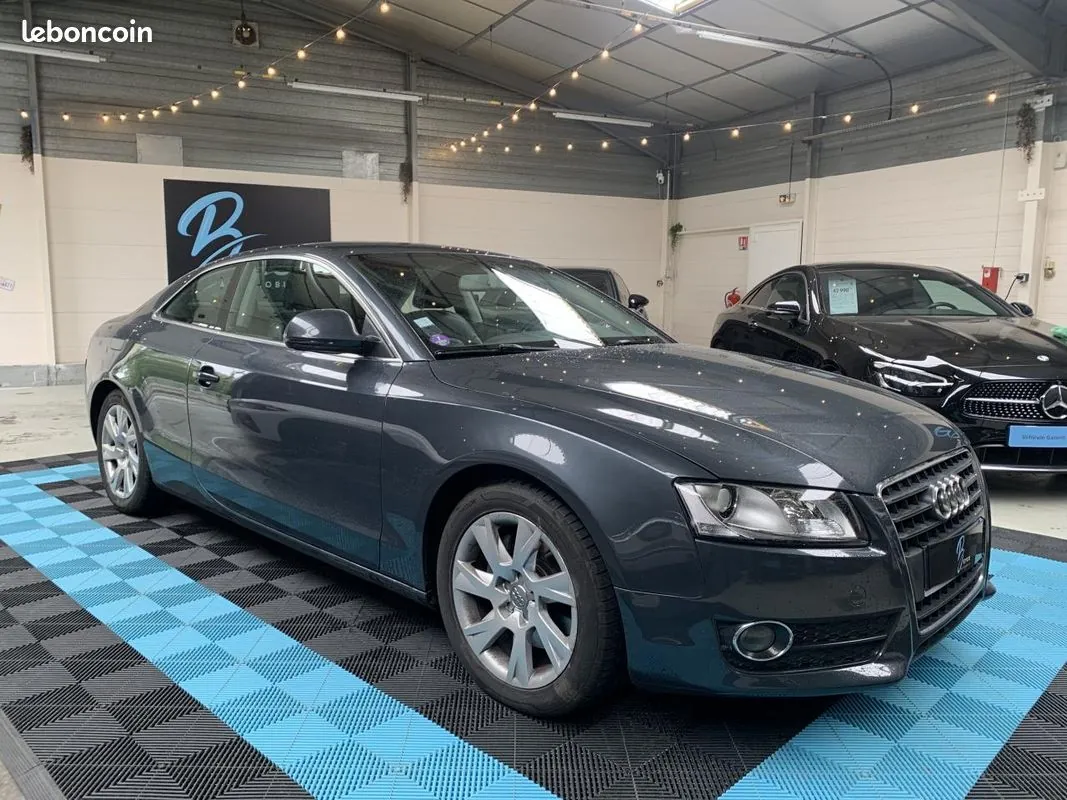 Audi A5 2009 photo 3