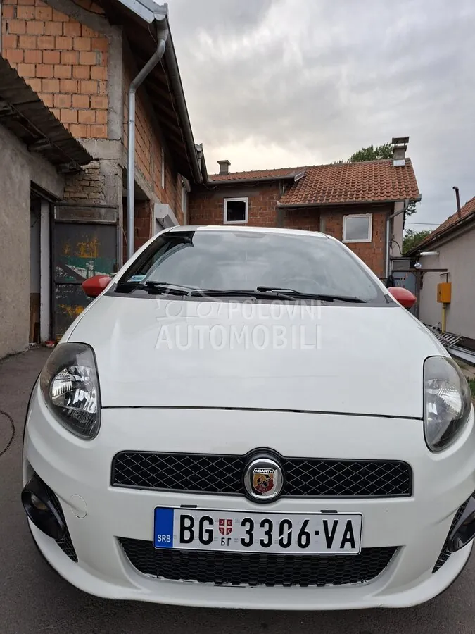 Fiat Grande Punto 2009 photo 3