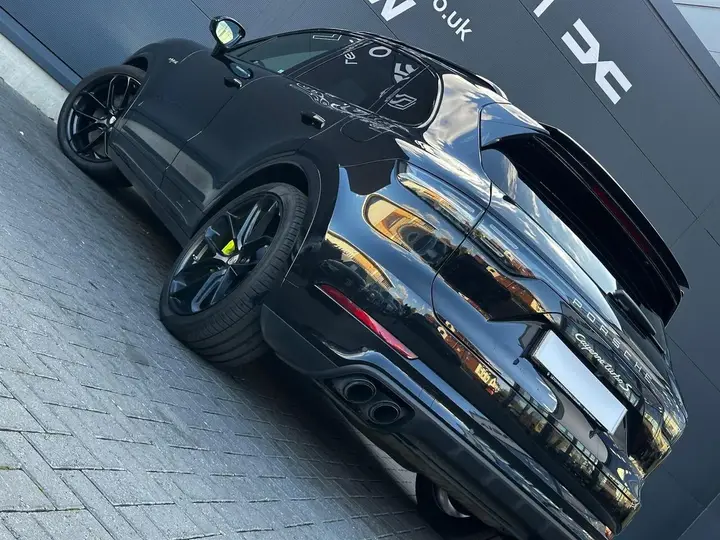 Porsche Cayenne 2020 photo 2