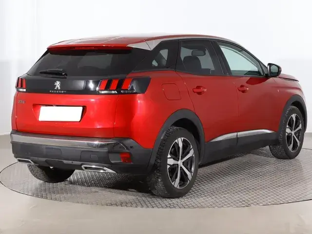 Peugeot 3008 2019 photo 4
