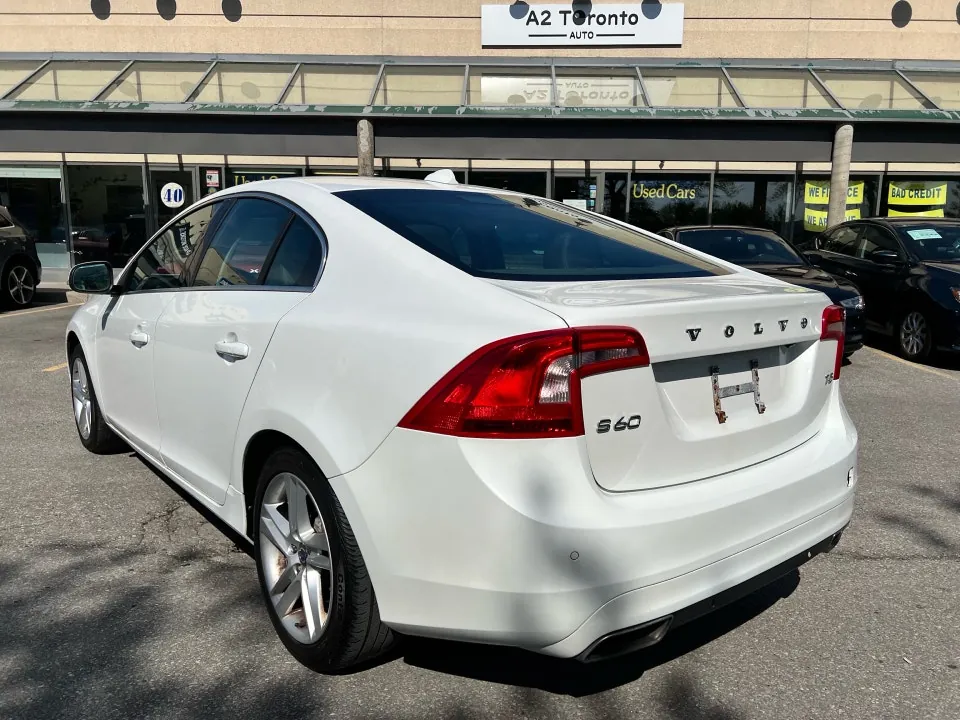 Volvo S60 2015 photo 5