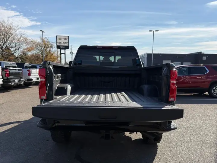 Chevrolet Silverado 2500 2026 photo 4