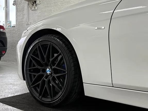 BMW 320D 2013 photo 3
