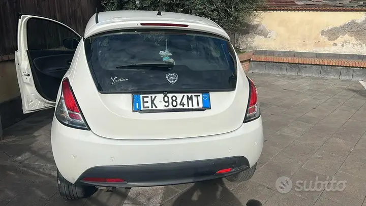 Lancia Ypsilon 2011 photo 3