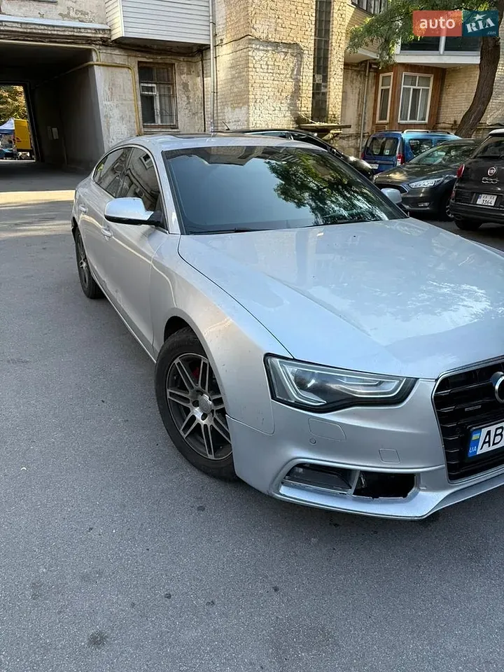 Audi A5 2013 photo 2