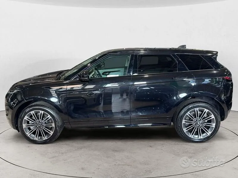 Land Rover Range Rover Evoque 2025 photo 4