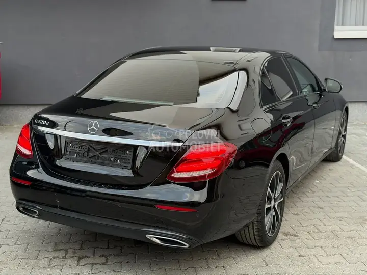 Mercedes-Benz E 220 2017 photo 5