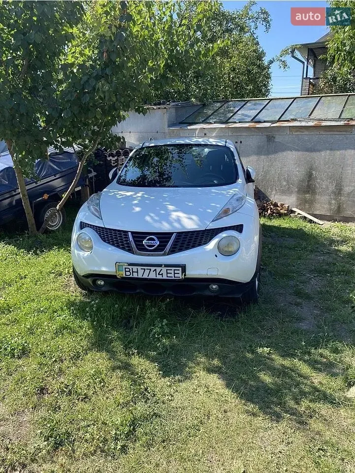 Nissan Juke 2012 photo 4