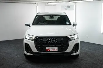 Audi Q7 2025 photo 3
