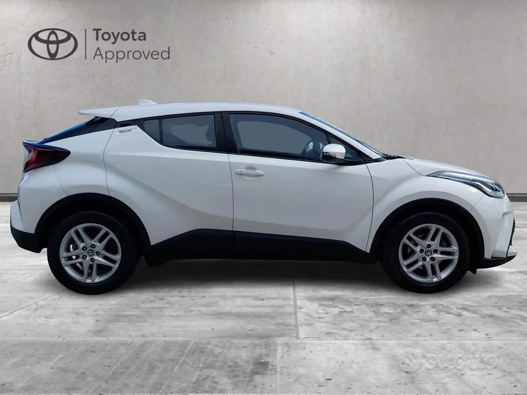 Toyota C-Hr 2022 photo 4
