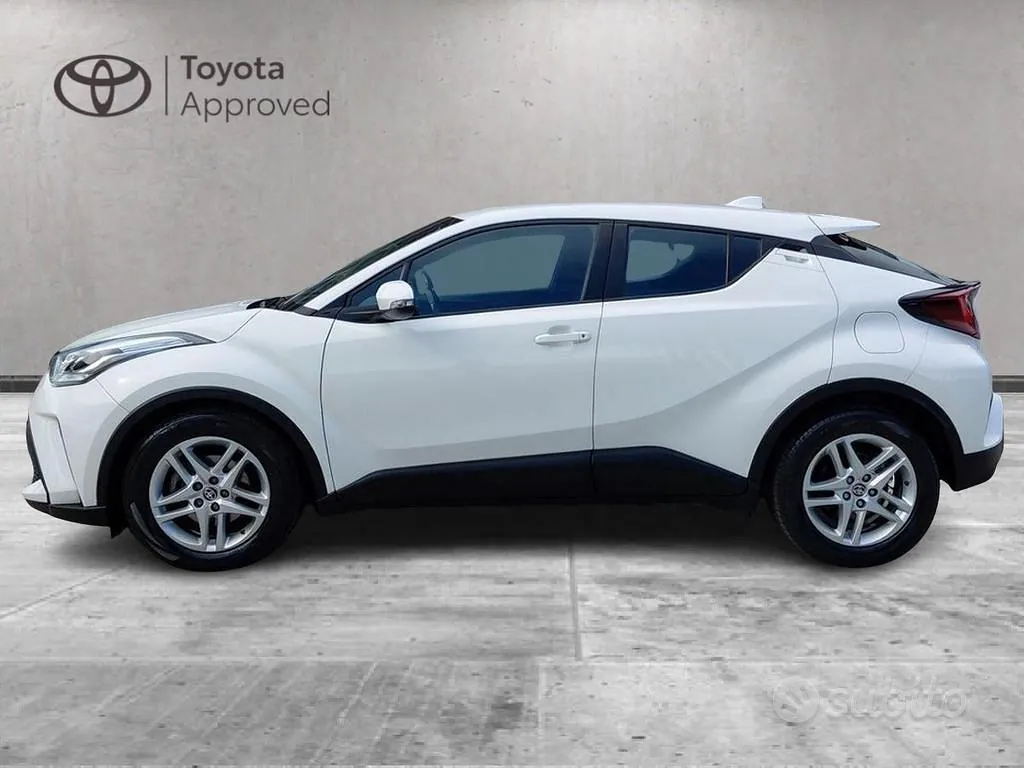 Toyota C-Hr 2022 photo 3