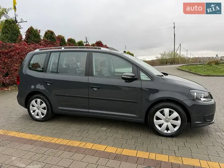 Volkswagen Touran 2015 photo 5