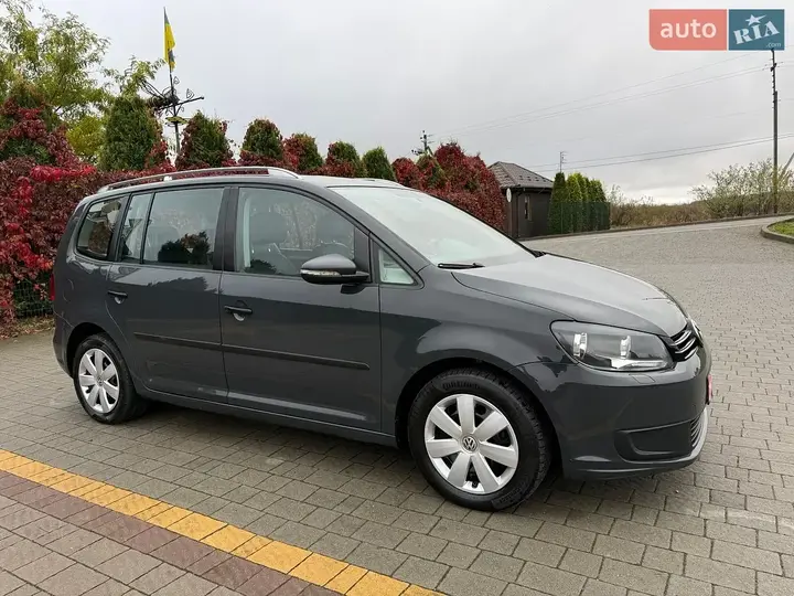 Volkswagen Touran 2015 photo 4