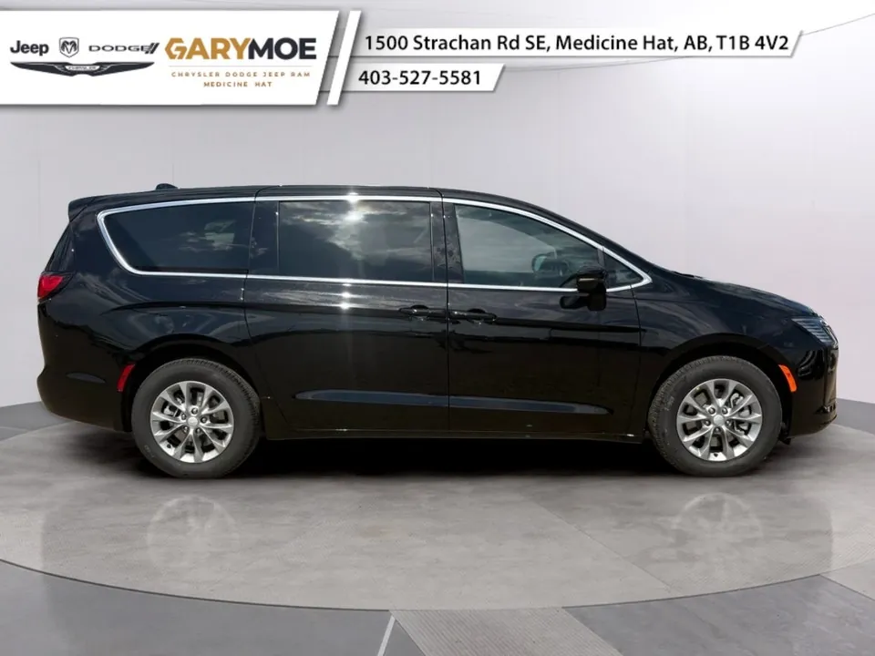 Chrysler Pacifica 2027 photo 2