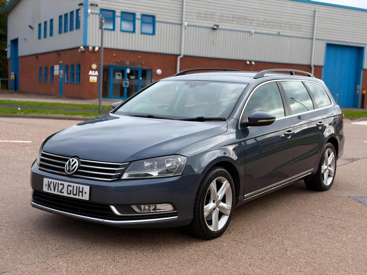 Volkswagen Passat 2012 photo 4