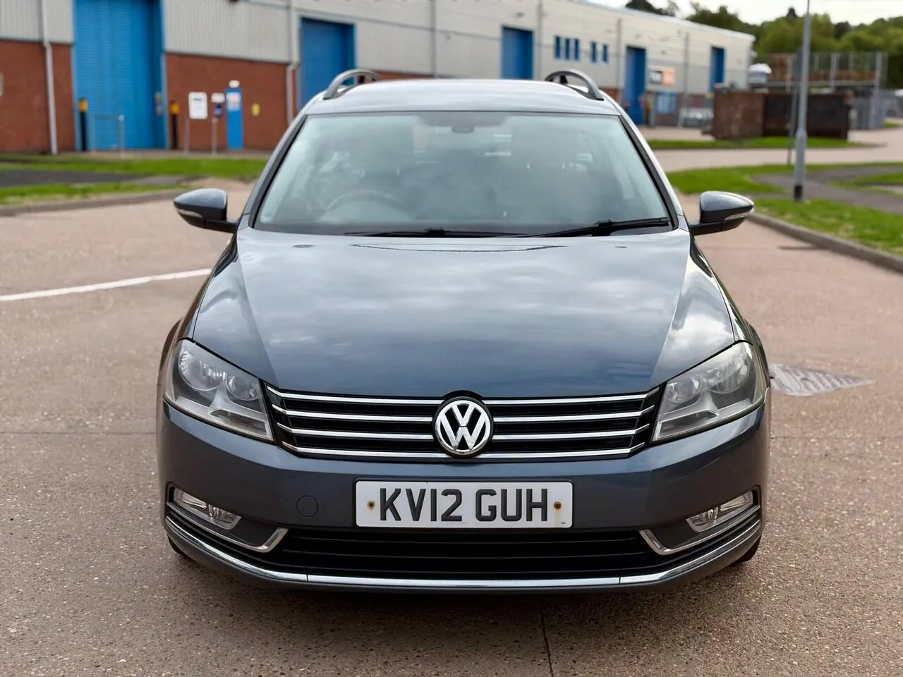 Volkswagen Passat 2012 photo 3