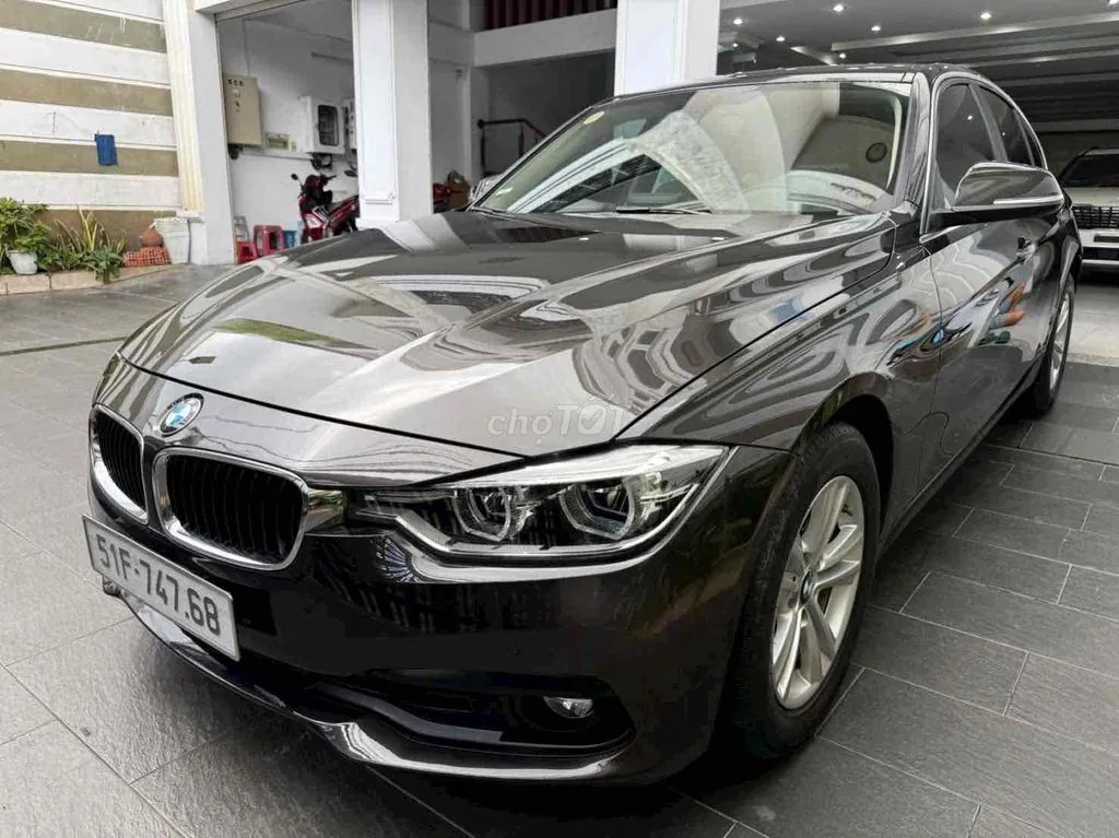 BMW 3 Series 2016 photo 2
