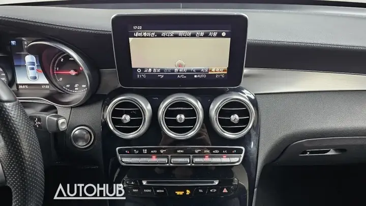 Mercedes-Benz Glc 2017 photo 2