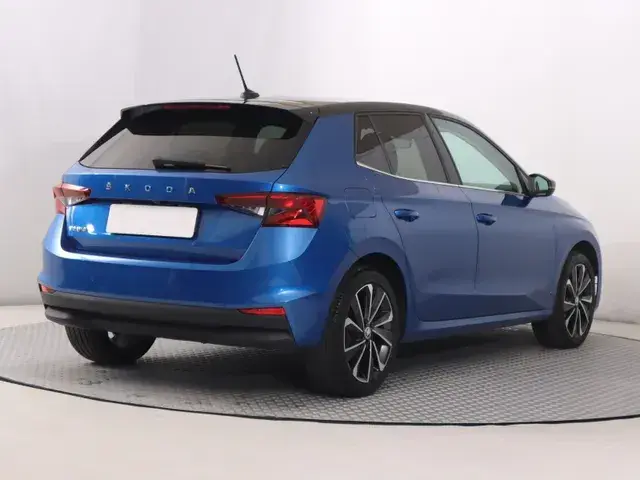 Skoda Fabia 2021 photo 4
