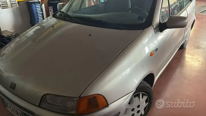 Fiat Punto 1998 photo 2
