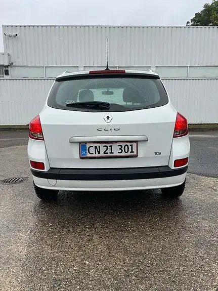 Renault Clio Iii 2012 photo 3