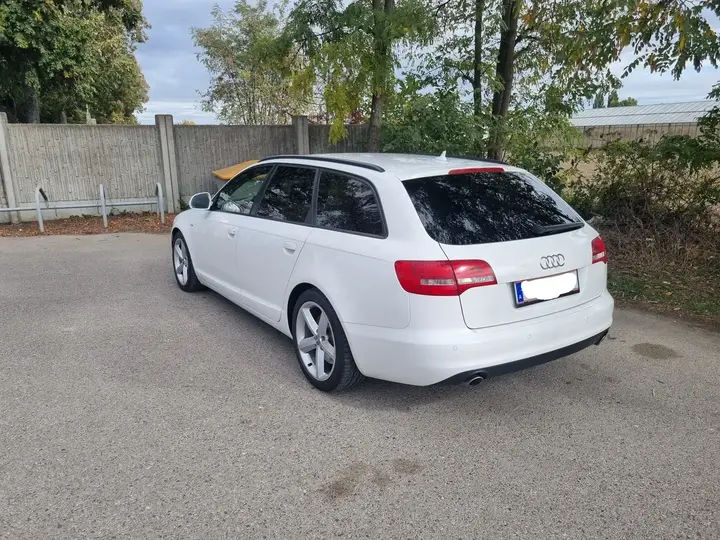 Audi A6 Avant 2010 photo 2