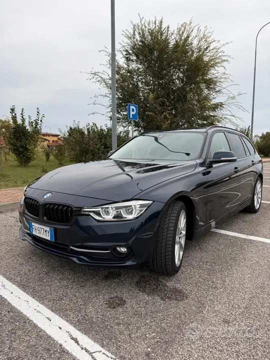 BMW 320I