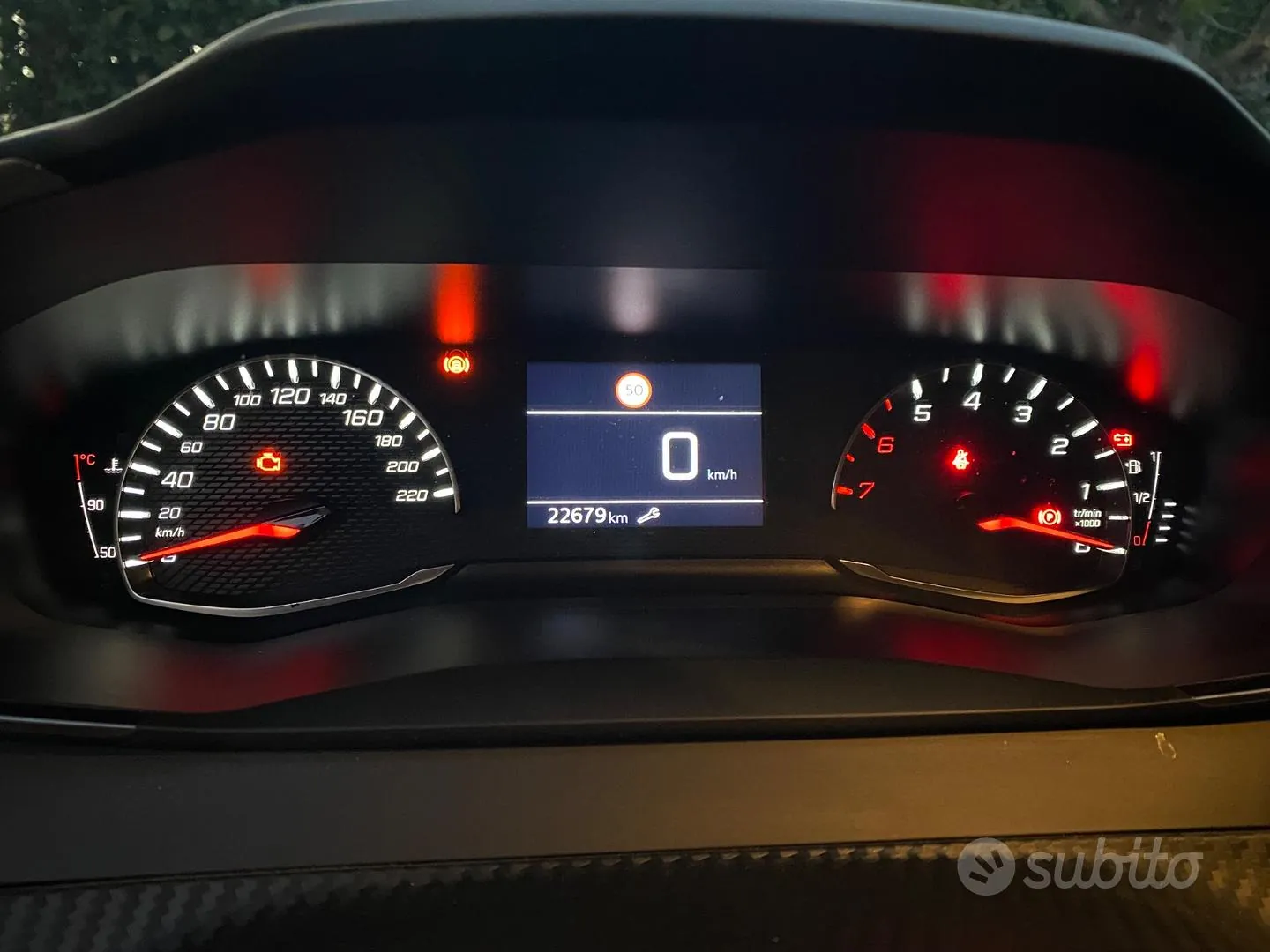 Peugeot 208 2023 photo 5