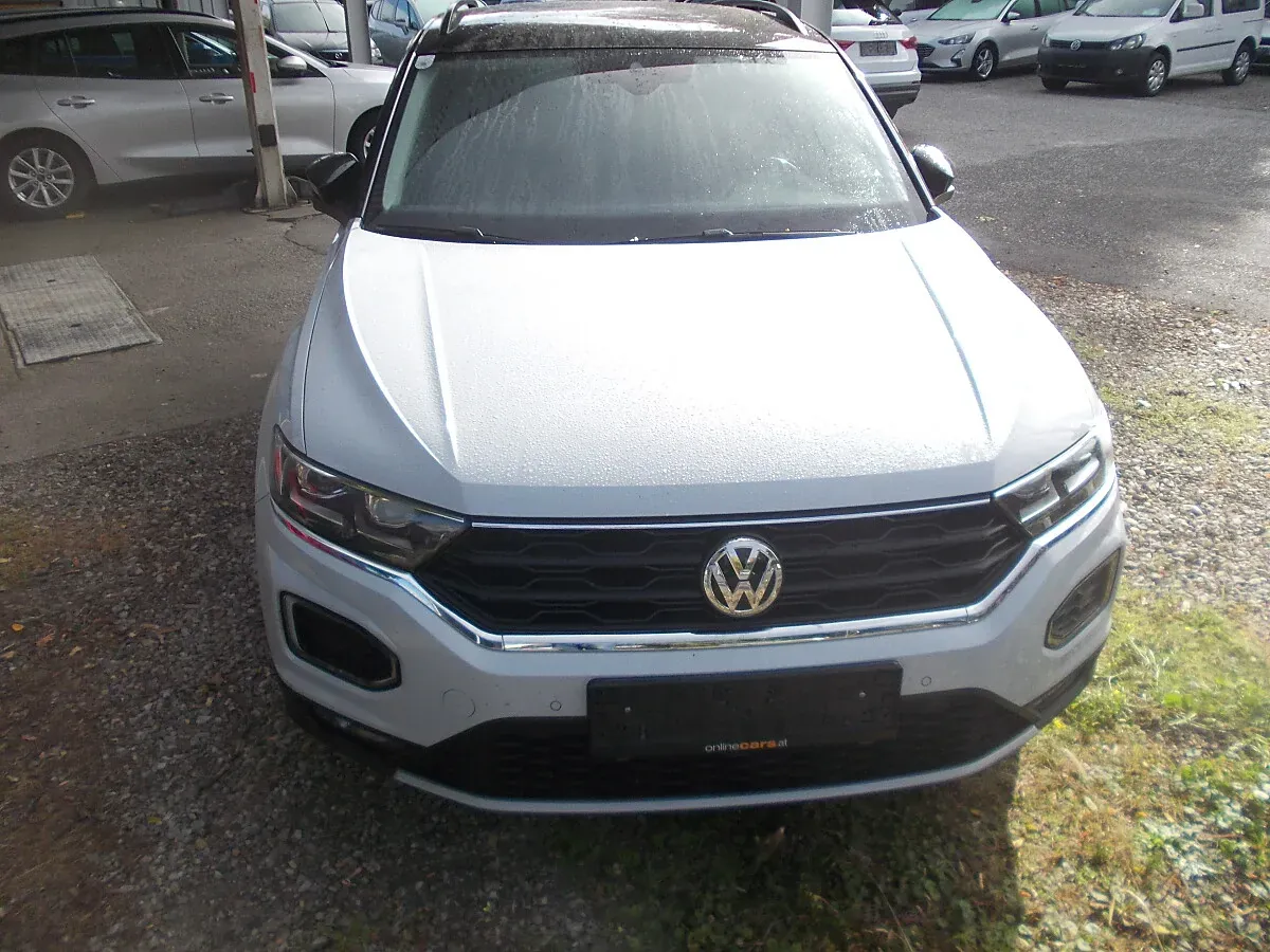 Volkswagen T-Roc 2019 photo 2